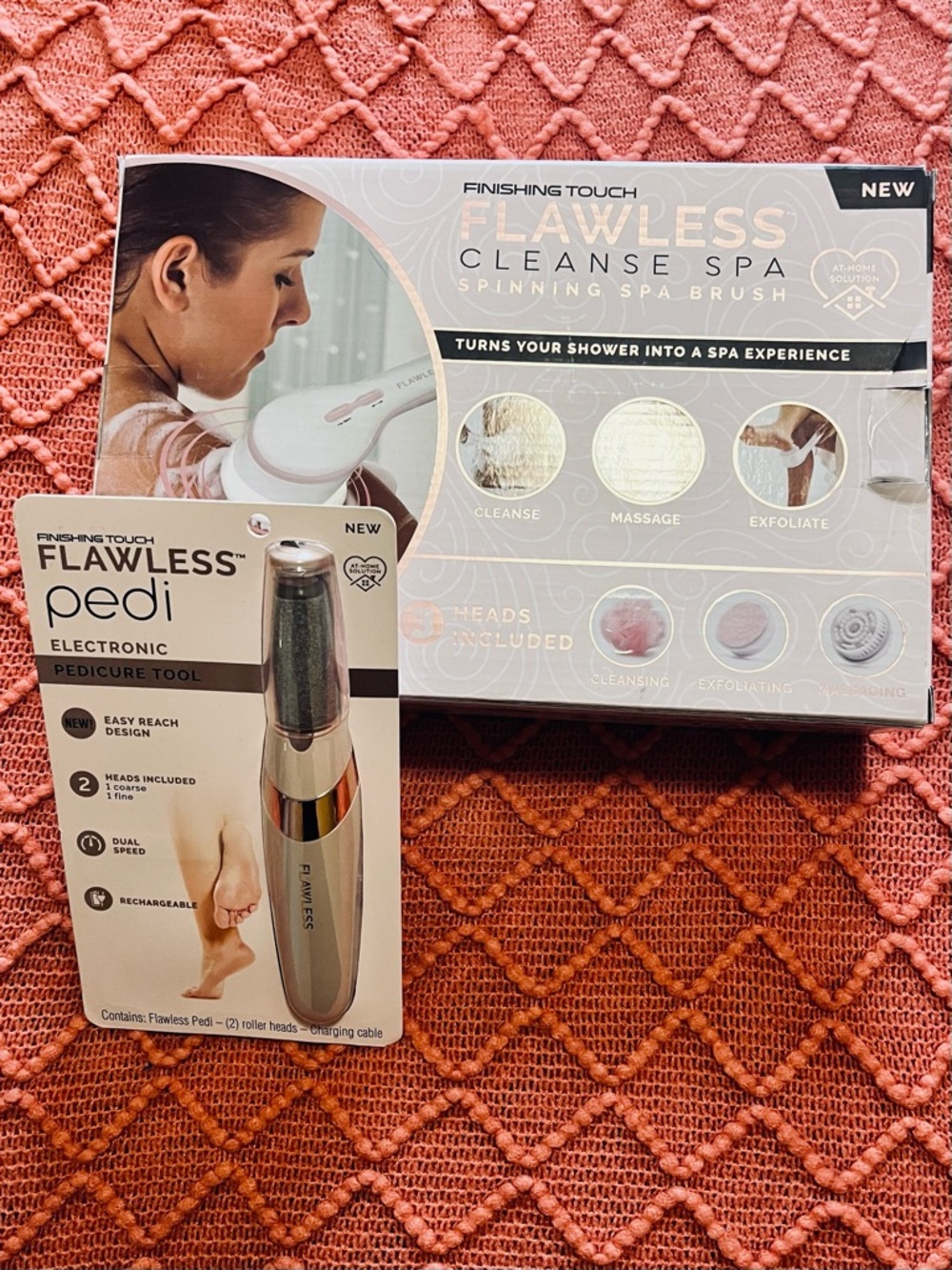 Finishing Touch Flawless Cleanse Spa Brush & Pedi Kit - White and Rose Gold